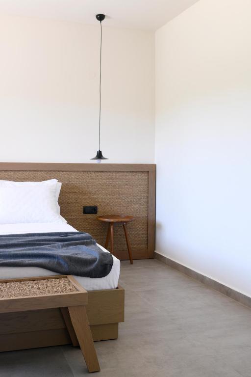 Elies Aesthetic Living - 11