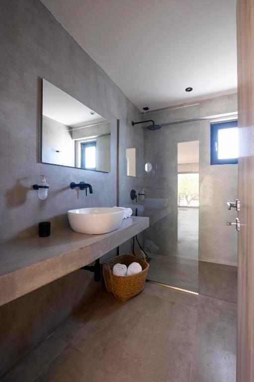 Elies Aesthetic Living - 15