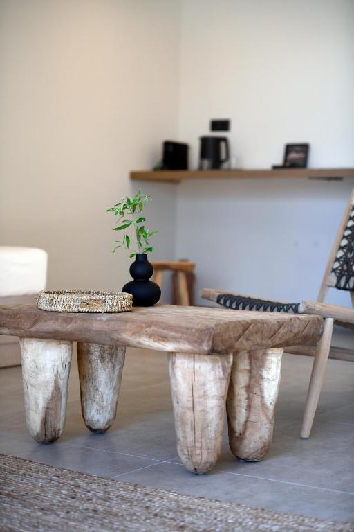 Elies Aesthetic Living - 16