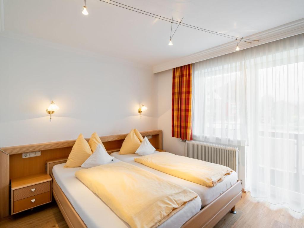 Postel nebo postele na pokoji v ubytování Apartment Weberbauer-2 by Interhome