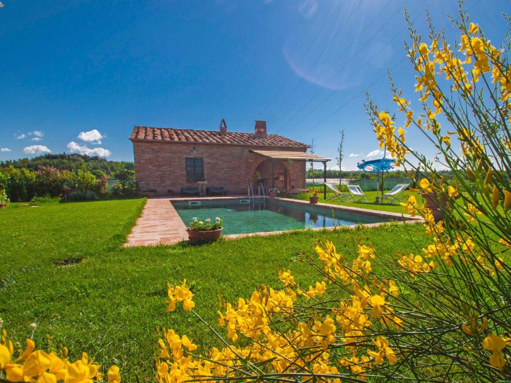 Bazén v ubytovaní Holiday Home La Capannina by Interhome alebo v jeho blízkosti