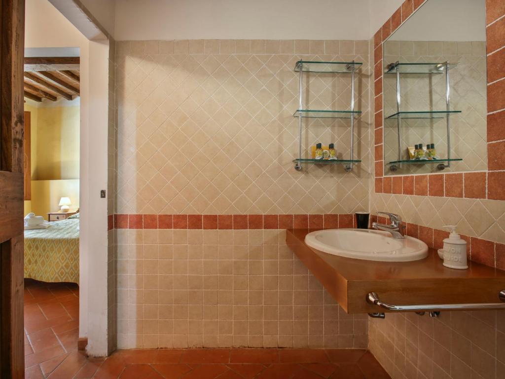 Kúpeľňa v ubytovaní Apartment Gli Orci by Interhome