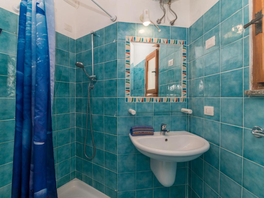 Kúpeľňa v ubytovaní Holiday Home A 2 by Interhome