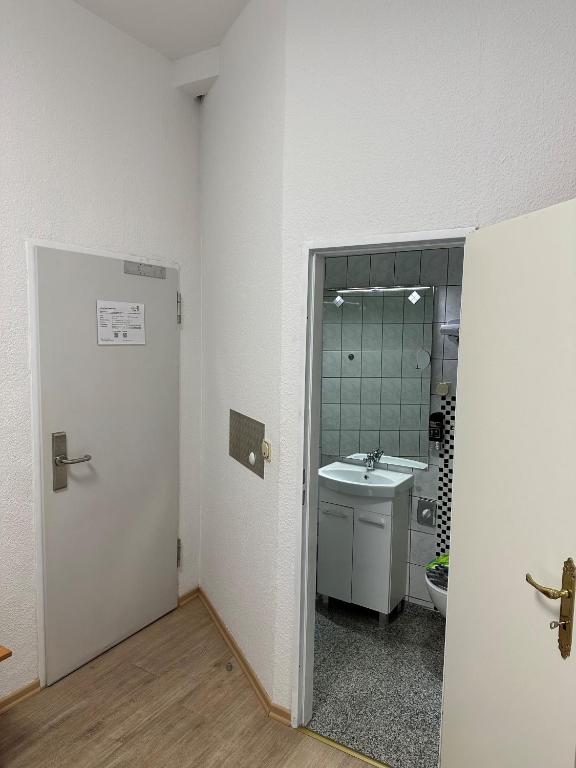 Koupelna v ubytování Hotel Goldenes Lamm