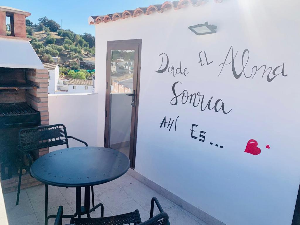 Fotografie z fotogalerie ubytování Bodegas de Felicidad v destinaci Setenil