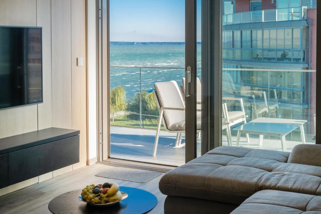 Posedenie v ubytovaní MyFlat Casa Coral Apartment