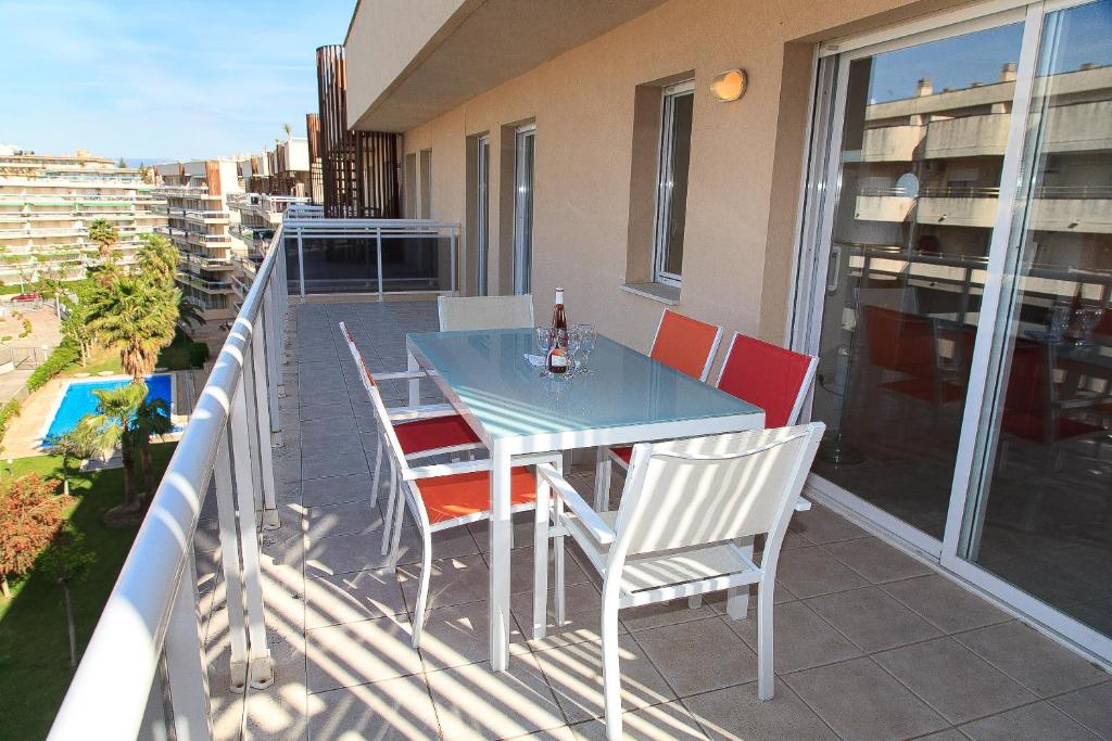Balkón nebo terasa v ubytování UHC Ventura Park Apartments