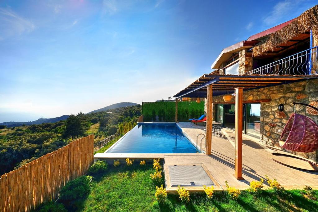 Φωτογραφία από το άλμπουμ του 2 Bedroom Private Villa located in Oludeniz σε Faralya