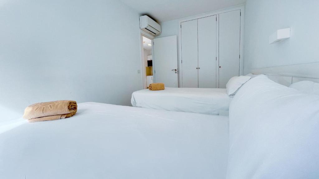 Lago Resort Menorca - Villas & Bungalows del Lago, Cala en ...