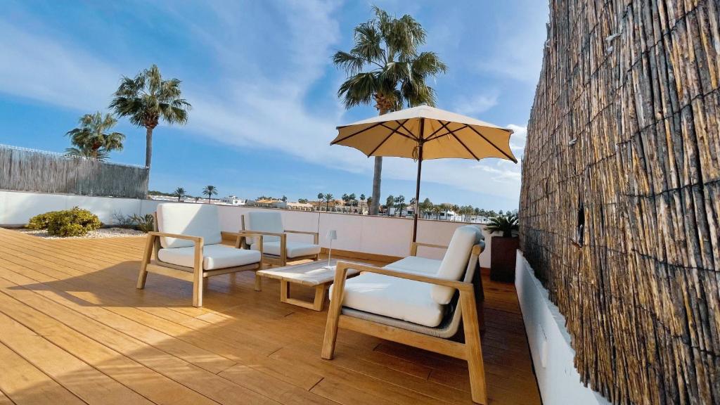 Lago Resort Menorca - Villas & Bungalows del Lago, Cala en ...
