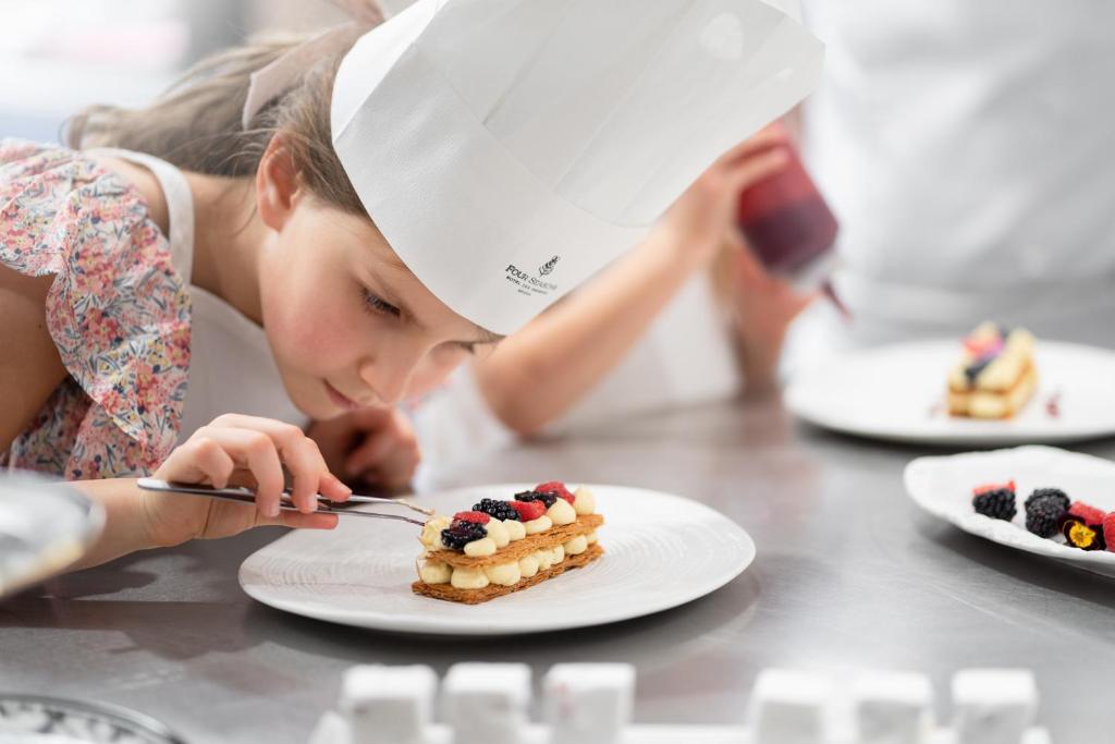 Four Seasons Hotel des Bergues Geneva - Resim 33