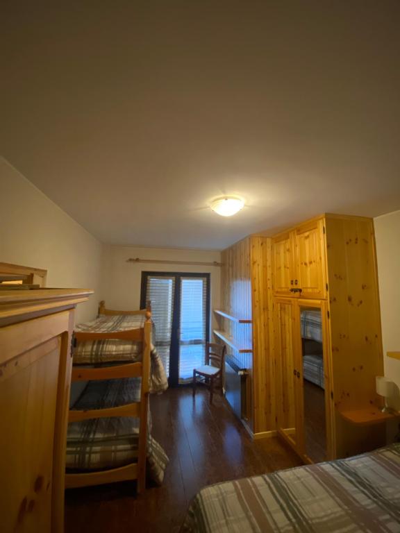 Fotografia z galérie ubytovania Appartamento Aprica vicinissimo alle piste sci v destinácii Aprica