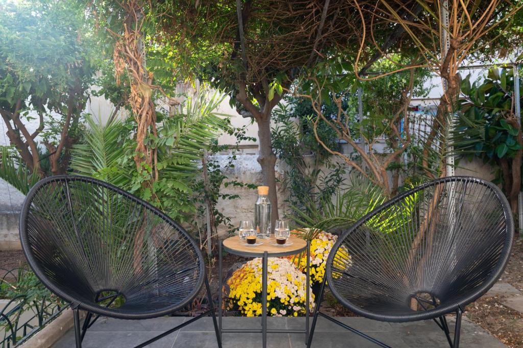 A garden outside apt Eleven - cozy apartment with garden