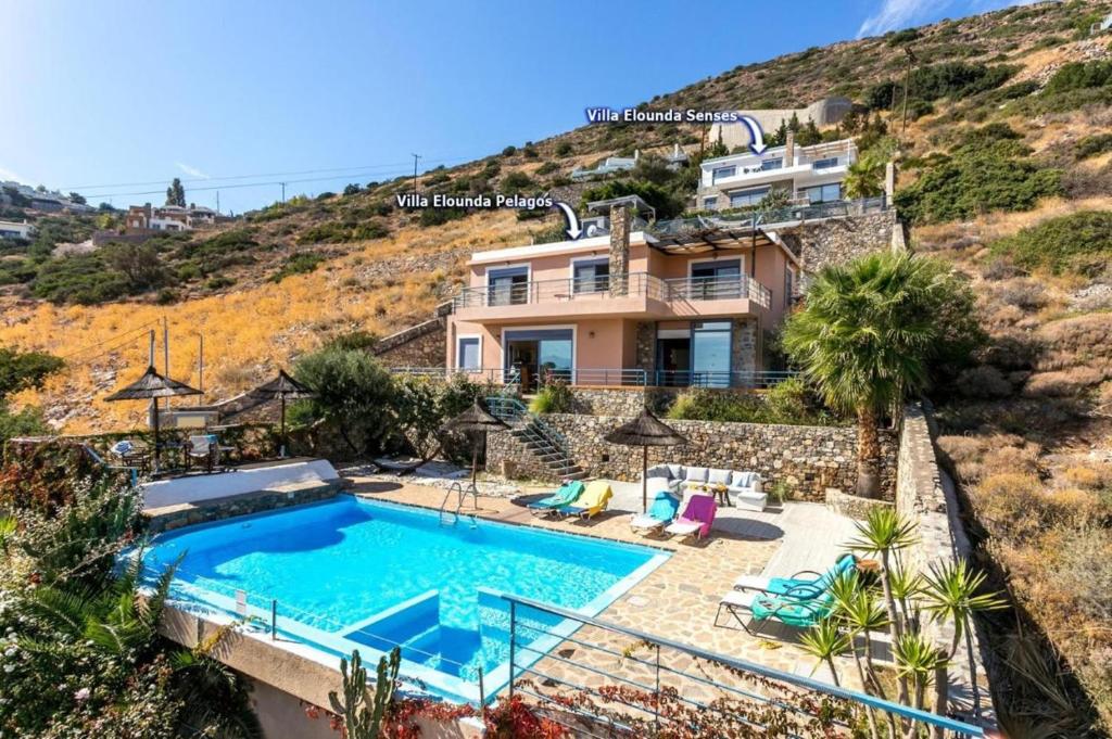 Fotografia z galérie ubytovania Elounda Senses Luxury villa with private pool v destinácii Elliniká