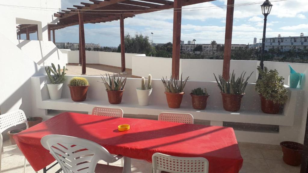 Sunny self-catering apartment Costa Teguise, Lanzarote, Spain, Costa  Teguise – Precios actualizados 2023