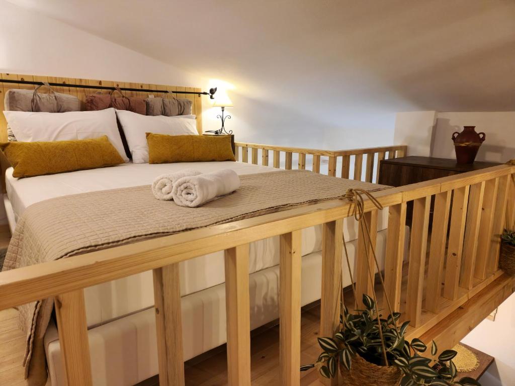 Postel nebo postele na pokoji v ubytování Luxury Loft Apartment Vivian