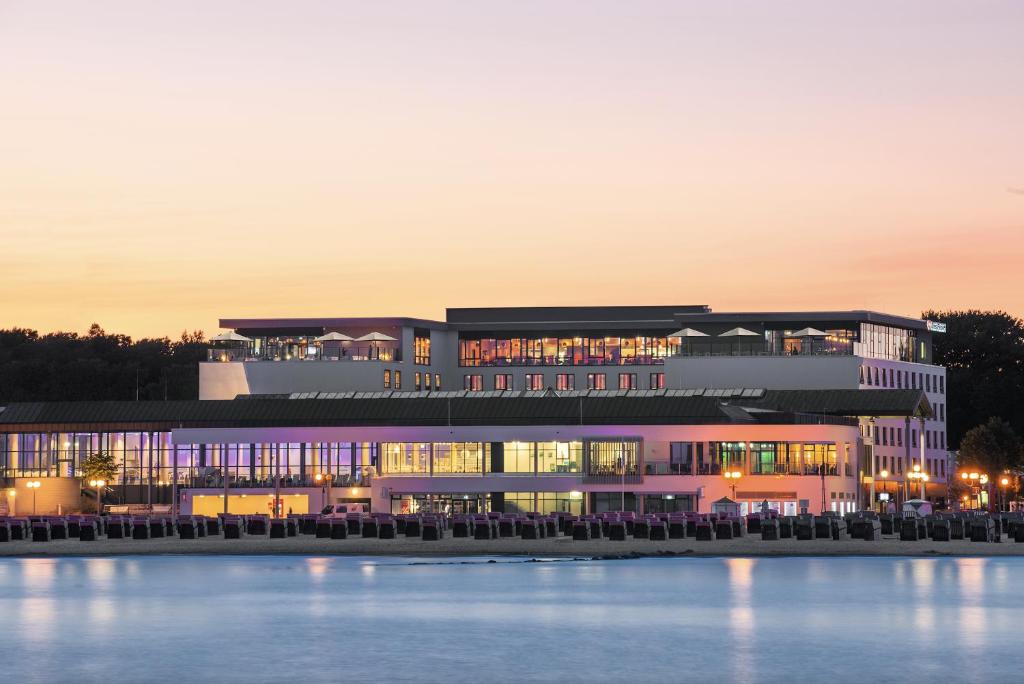 Výhled na řeku, která protéká v blízkosti hotelu