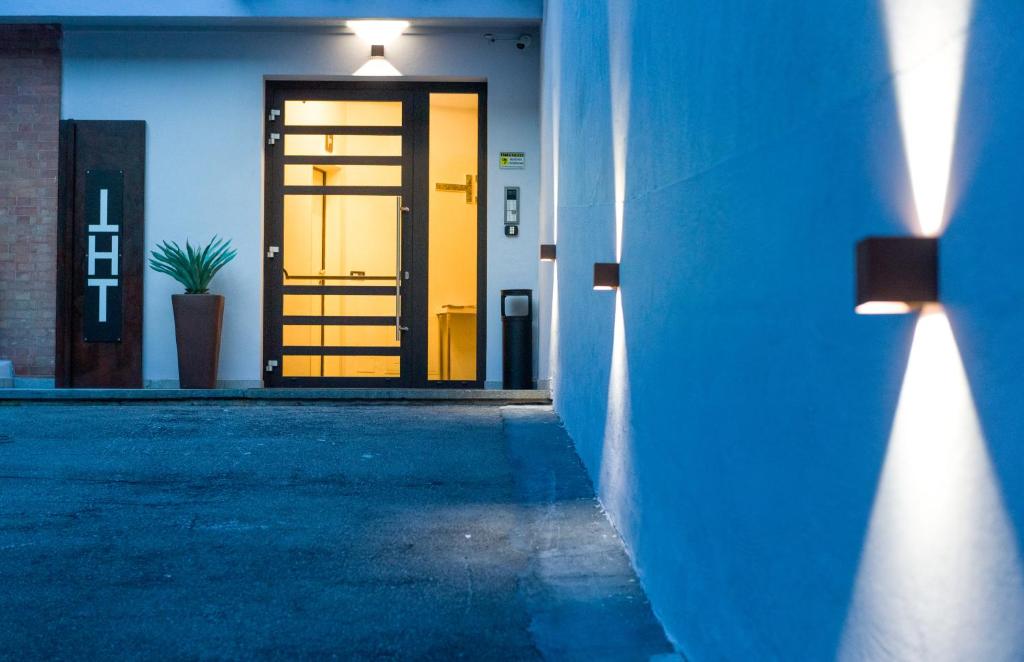 TURINHOMETOWN Residence Apartments - Resim 8