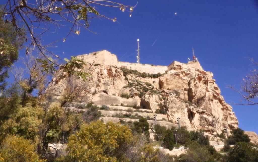 Orillas del Castillo, Alicante – Updated 2023 Prices
