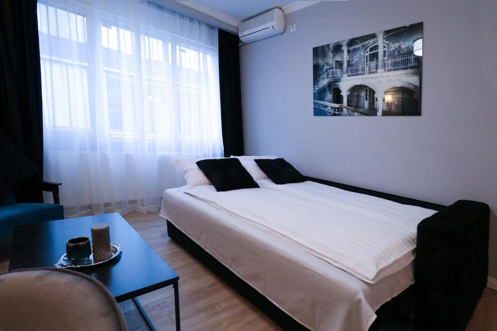 Heart of Niš - Housity