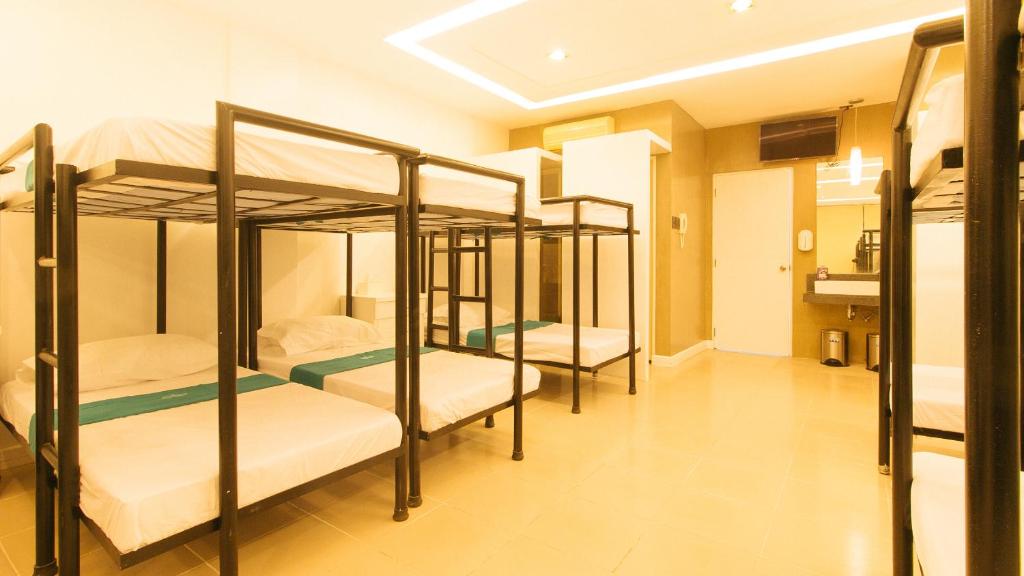 SOUTHPICKRESORT & HOTEL INC. - Bunkbed In Gemengde Slaapzaal