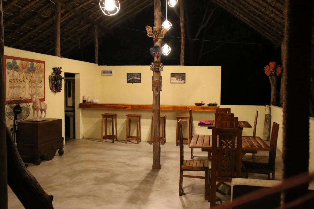 Posezení v ubytování Nirvaan Safari Lodge