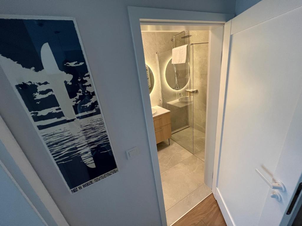 Kúpeľňa v ubytovaní NA WYDMIE APARTAMENT - Rezydencja Niechorze 111
