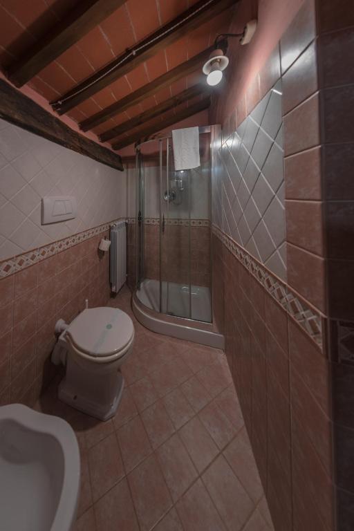 Locanda di Santantimo - Appartement Avec Douche