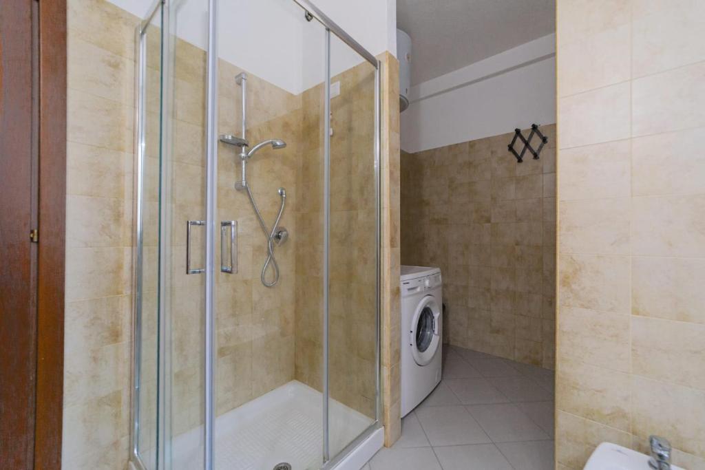 Kúpeľňa v ubytovaní Isola Che Non C'é Trilocale Casa Vacanze 80 mq con Terrazza La Maddalena Sardegna