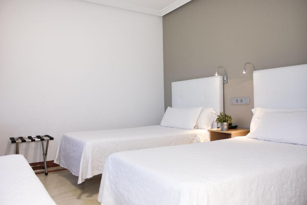 Hotel Castilla Torrijos - Chambre Triple