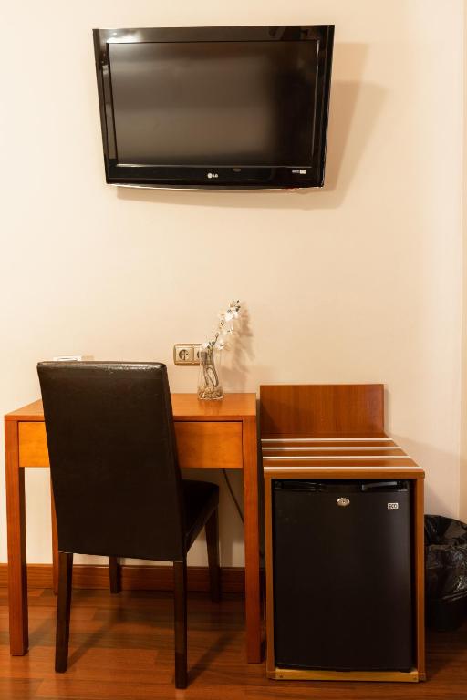 
Double Room with Extra Bed
