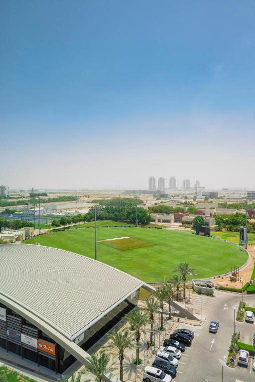Emirates Sports Hotel, Dubai Sports City - Resim 23