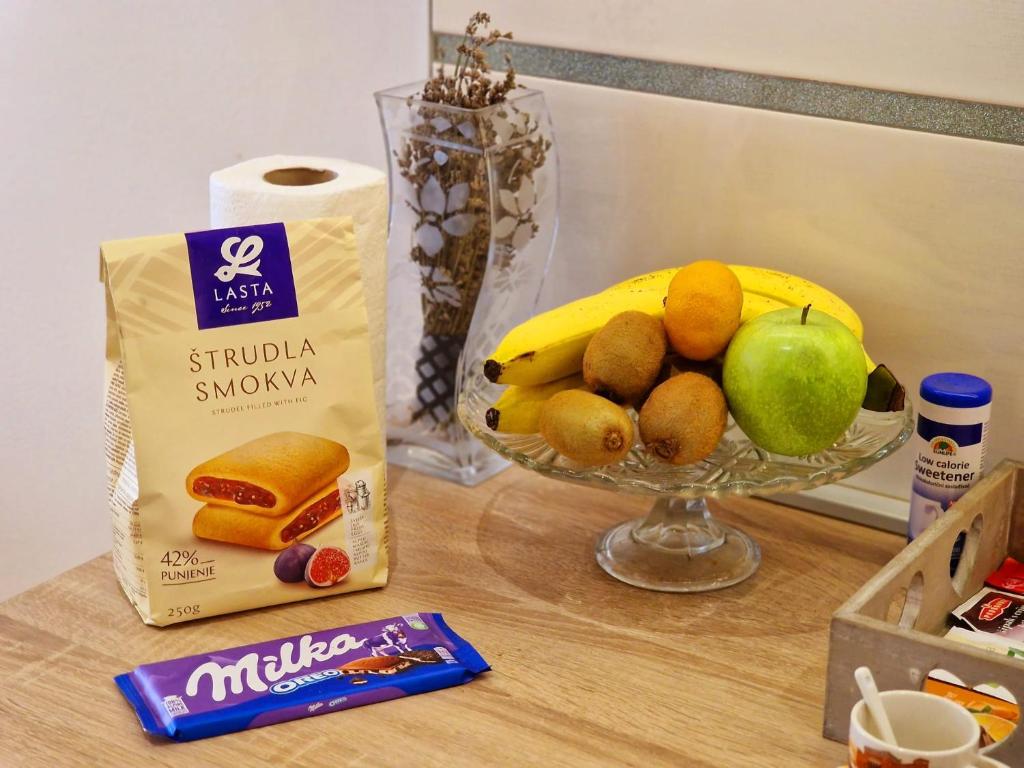 Jídlo v apartmánu nebo okolí