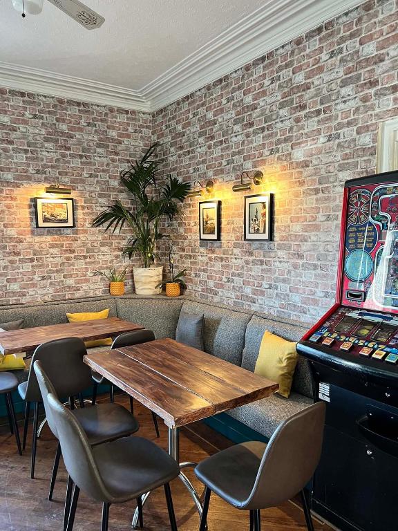 The Wilton Hotel - Resim 31