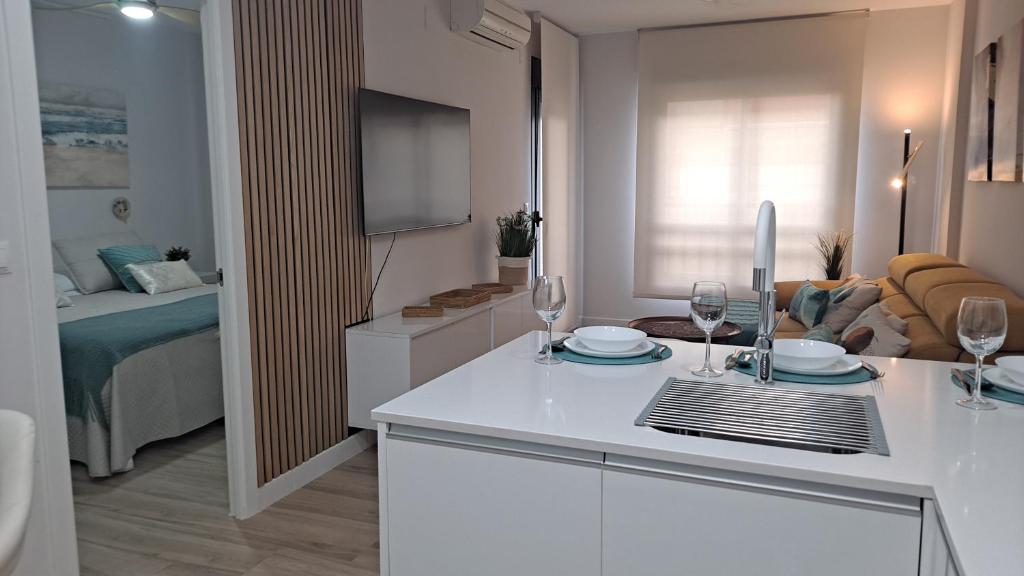 Apartamento en Edf Ronda 4, Fuengirola – Updated 2023 Prices