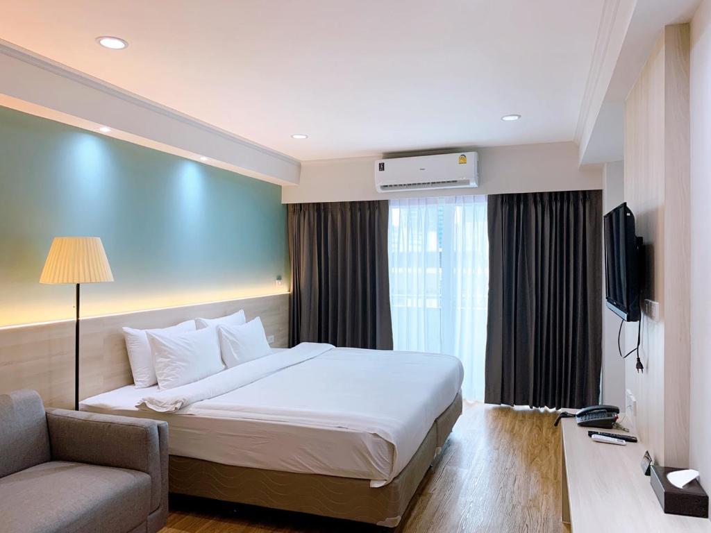 Miloft Sathorn Hotel - SHA Plus Certified - Resim 26