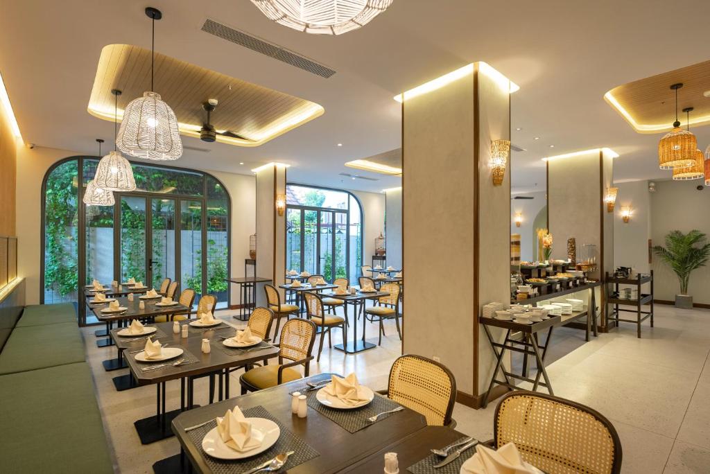 Cozy Danang Boutique Hotel, Đà Nẵng (giá cập nhật 2025)