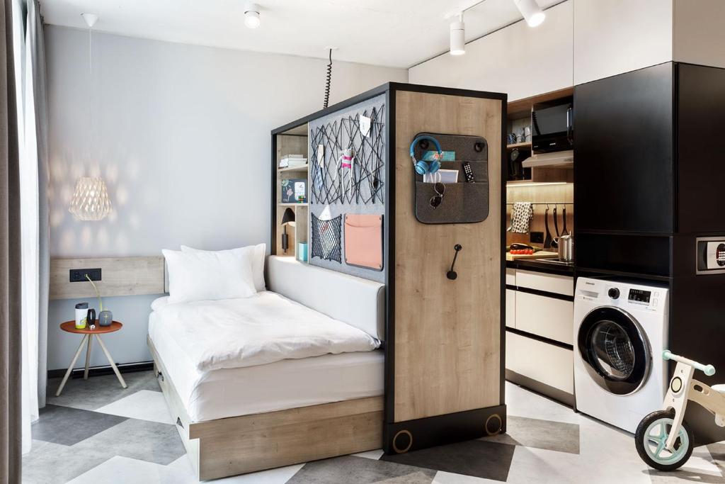 Stay KooooK Bern Wankdorf - Online Check In - Семейная студия