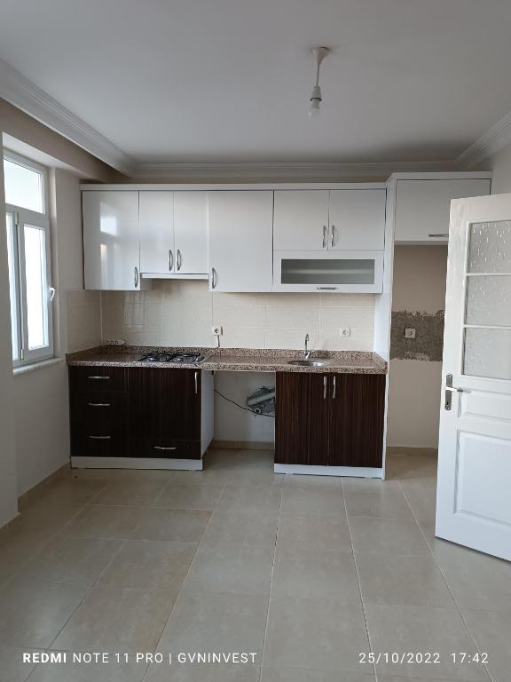 Side / Manavgat Esyali Daire