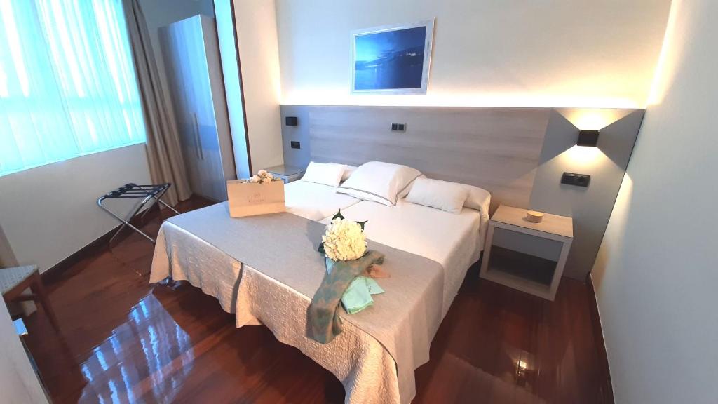 Hotel Nueva Plaza - Superior Double Room