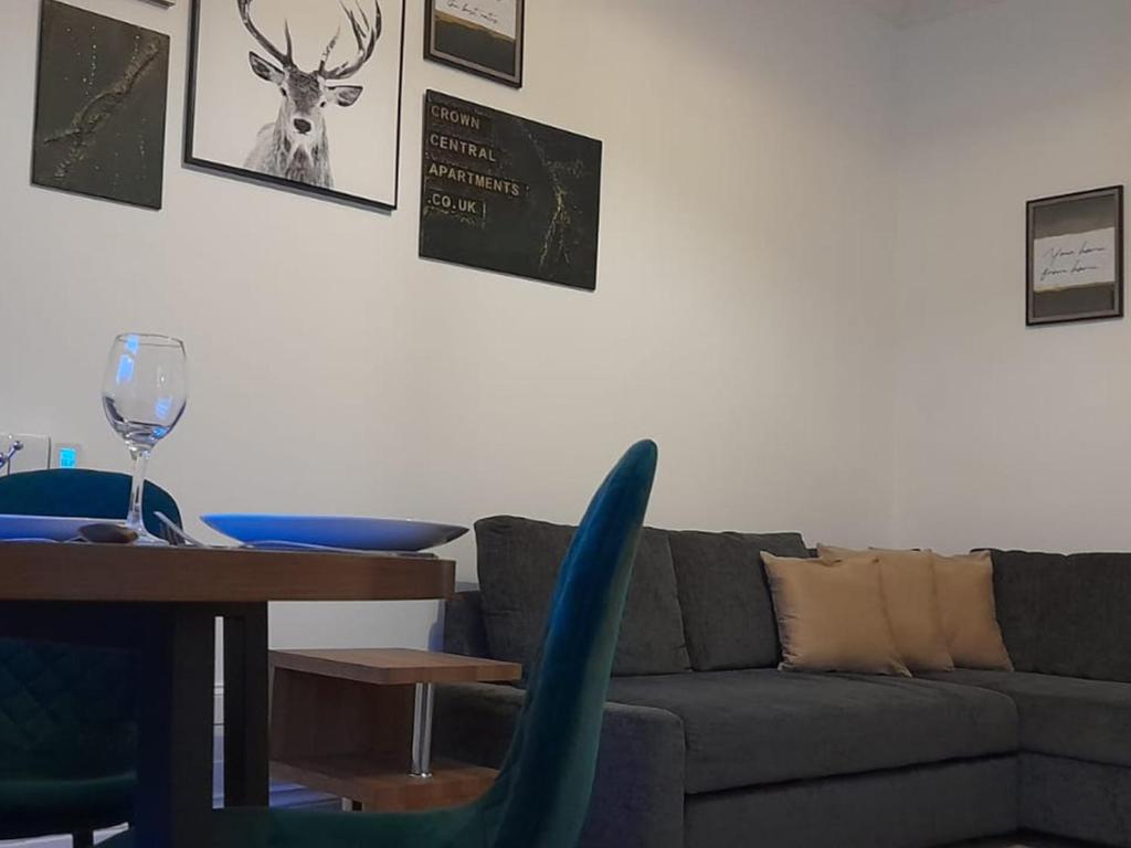 Crown Central Apartments - Apartamento Superior