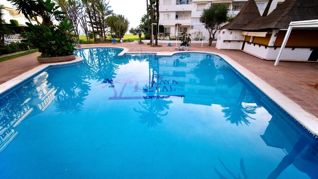 Basen w obiekcie Playa Real lub w pobliżu