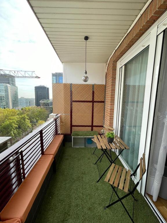 Balkon lub taras w obiekcie Calle Orense, Madrid