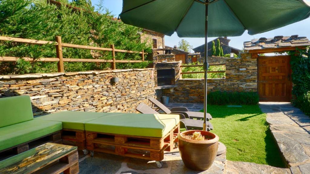 Zahrada ubytování Casa rural El Roble Hueco