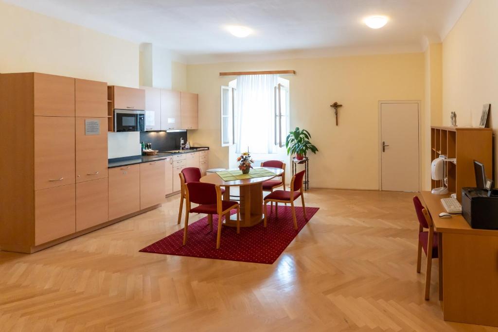 Gästehaus im Priesterseminar Salzburg - 8