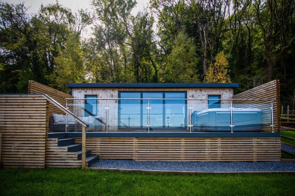 Fotografie z fotogalerie ubytování The Caswell Bay Hide Out - 1 Bed Cabin - Landimore v destinaci Gowerton