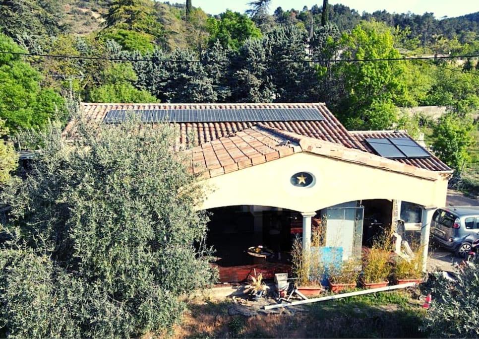 Villa Mistral - Profitez du calme de l'Ardèche - - Maison De Trois Chambres