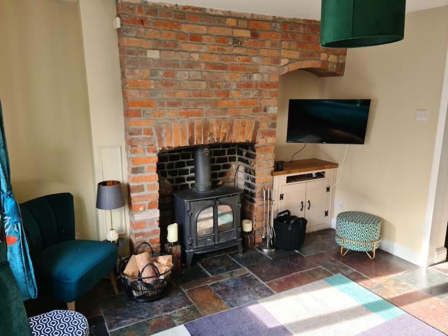 Gorgeous 2 bedroom Kintbury cottage - 两居室房屋