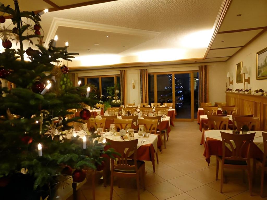Restaurace v ubytování Land-gut-Hotel Hotel Adlerbräu