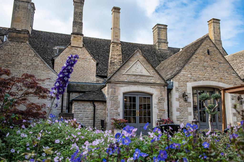 The Haycock Manor Hotel, Wansford (updated prices 2024)